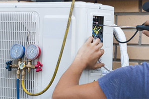 How to properly adjust your pool heat pump?